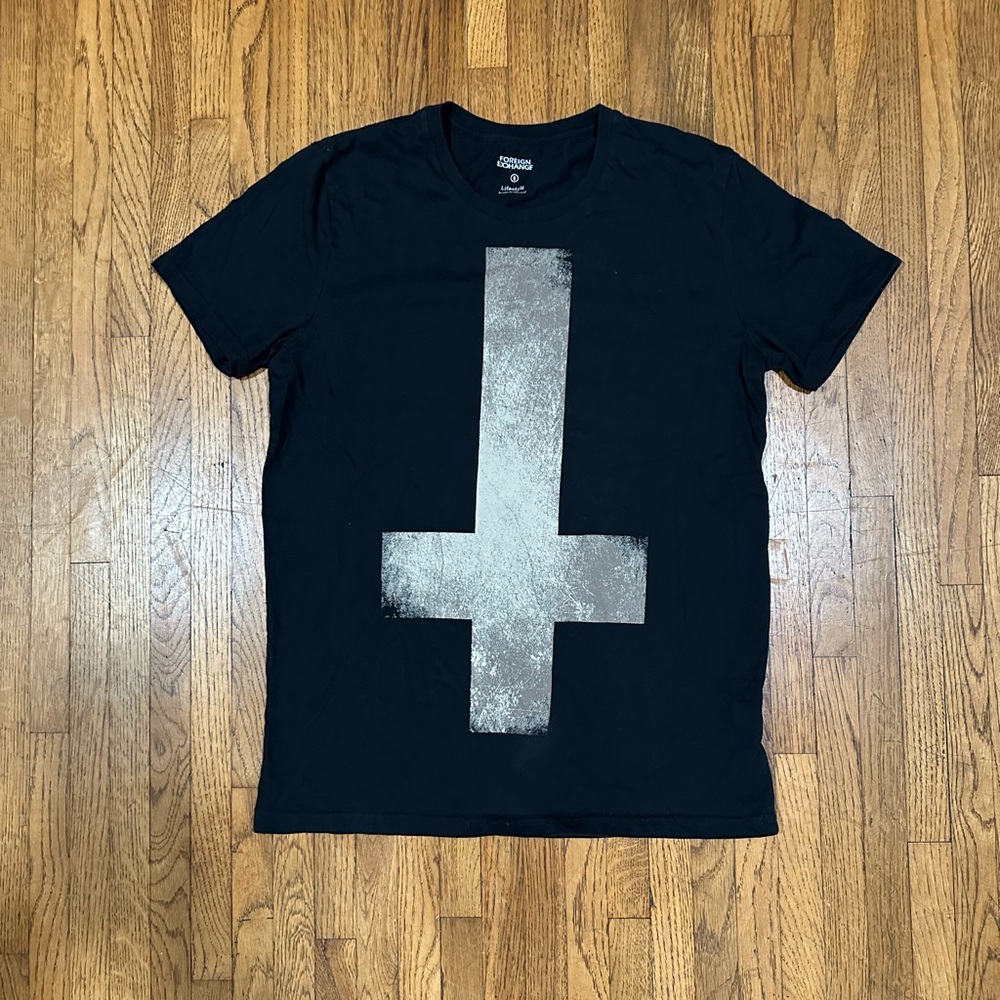 Black Foreign Exchange Unisex Cross T-Shirt Small
